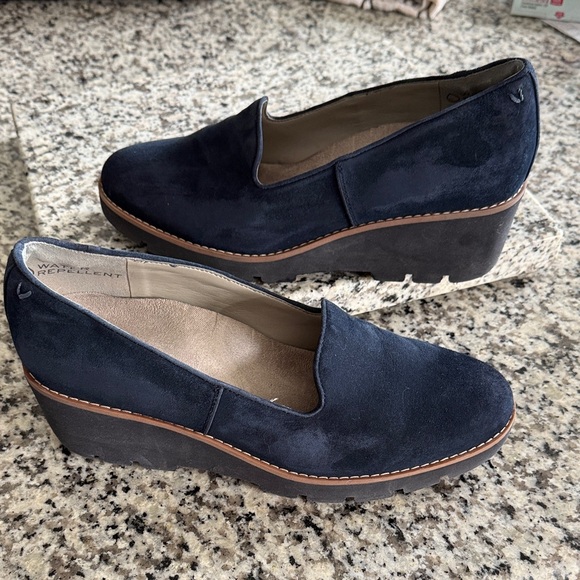 Vionic Willa Wedge Women's Slip On/Loafer/Moc Wedge - Picture 2 of 6